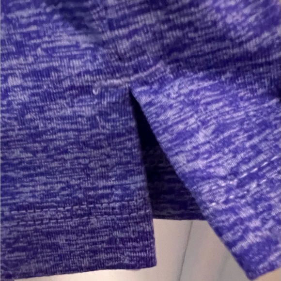 EUC Authentic Nike long sleeve women’s Dry Fit Running Top in a heathery purple - Picture 7 of 16